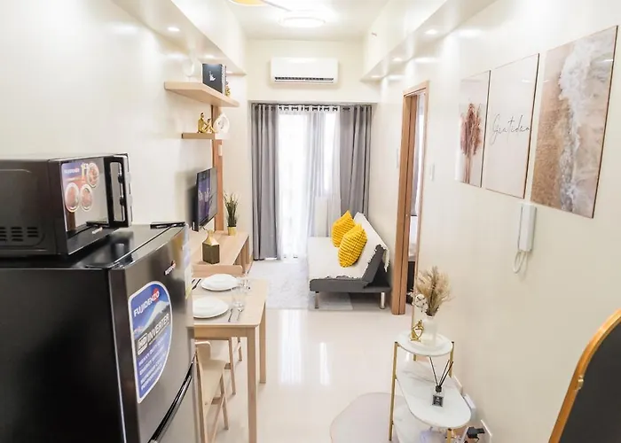 Cozy Minimalist With Balcony Near Moa *