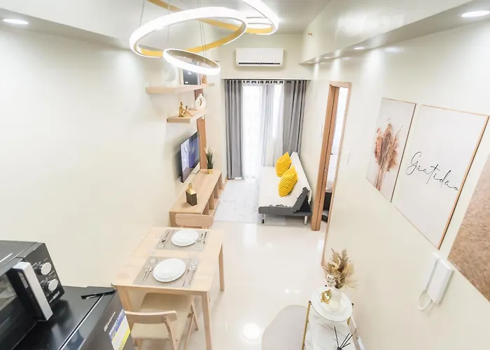 Cozy Minimalist With Balcony Near Moa *
