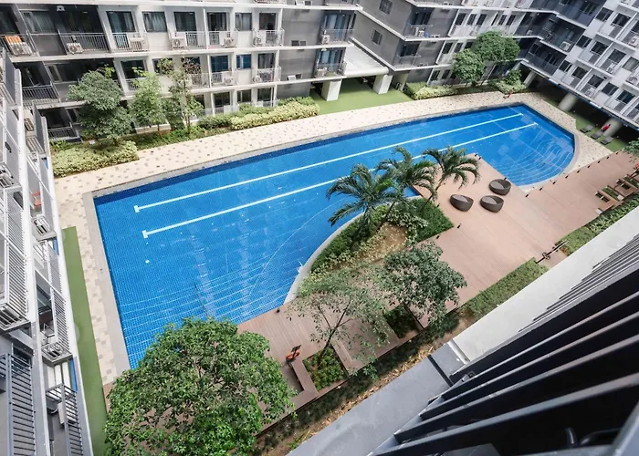 Cozy Minimalist With Balcony Near Moa Apartment Manila